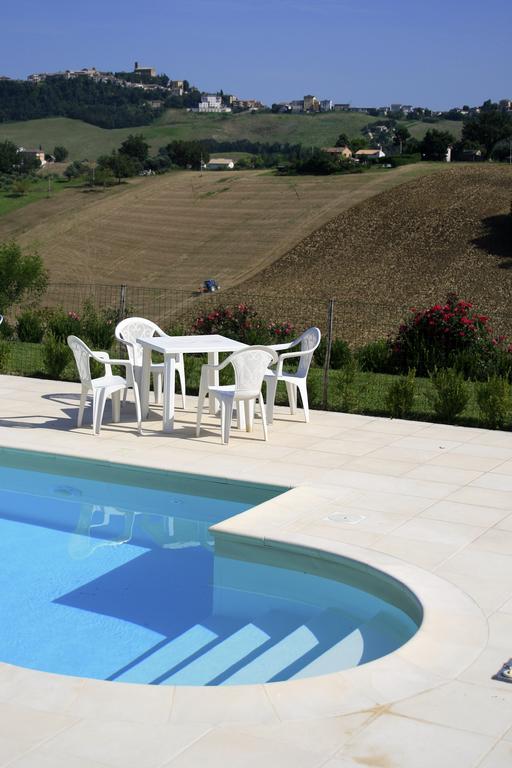 Отель Agriturismo Fara Montegiorgio Экстерьер фото