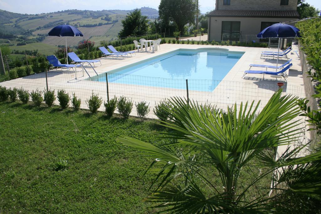 Отель Agriturismo Fara Montegiorgio Экстерьер фото