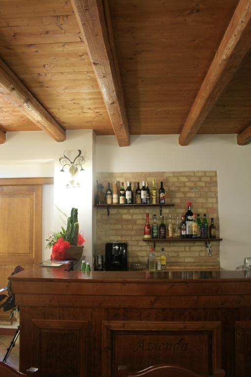 Отель Agriturismo Fara Montegiorgio Экстерьер фото