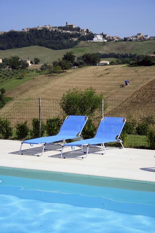 Отель Agriturismo Fara Montegiorgio Экстерьер фото