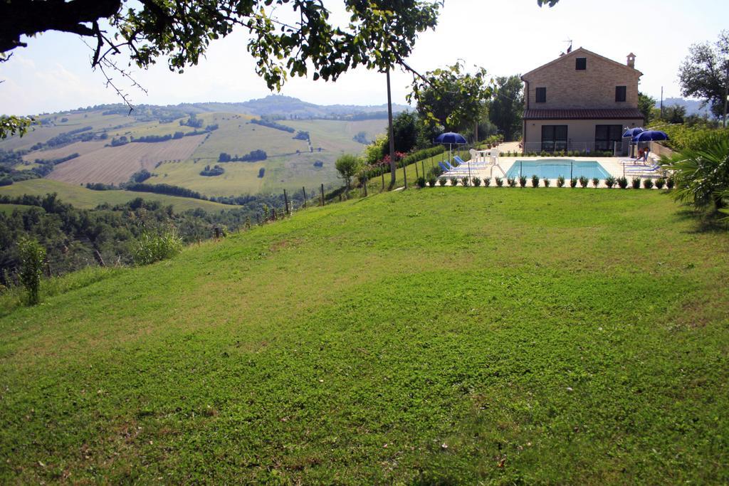 Отель Agriturismo Fara Montegiorgio Экстерьер фото